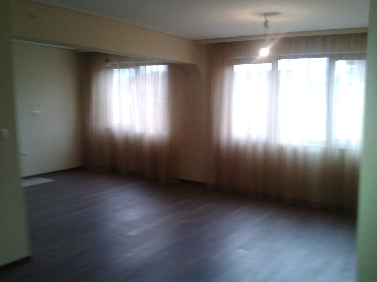 3 стаен апартамент, ж.к. Витоша, цена 96900 евро- ПРОДАДЕНО - image