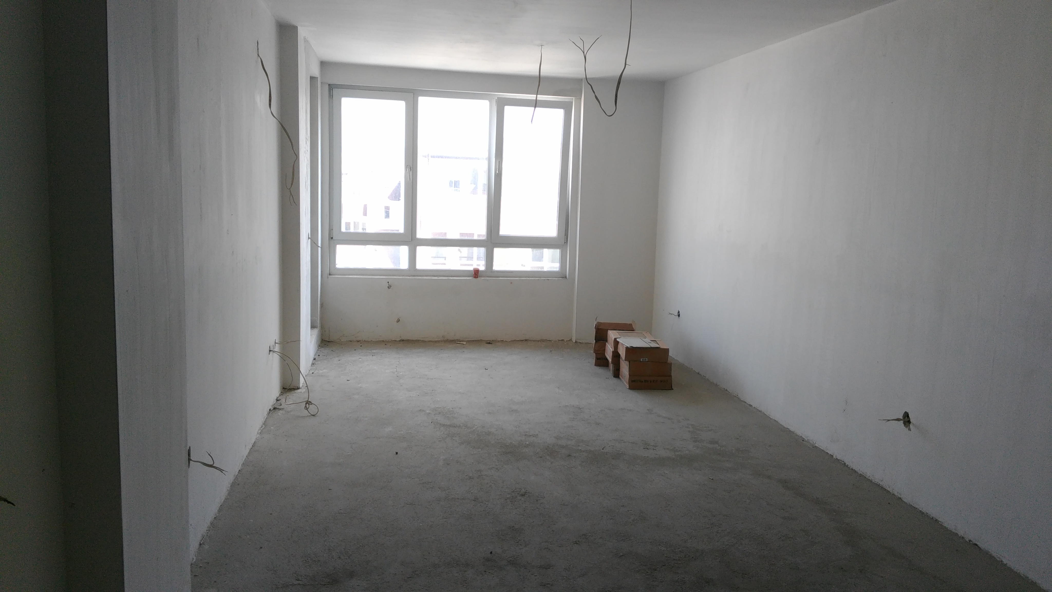  Нов 3 стаен апартамент, ж.к. Дървеница, цена 113900 евро - топ локация - image